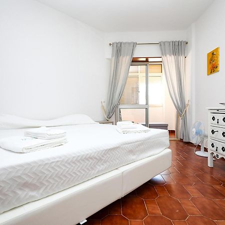 A72 - Colas Place In Lagos Apartment ภายนอก รูปภาพ