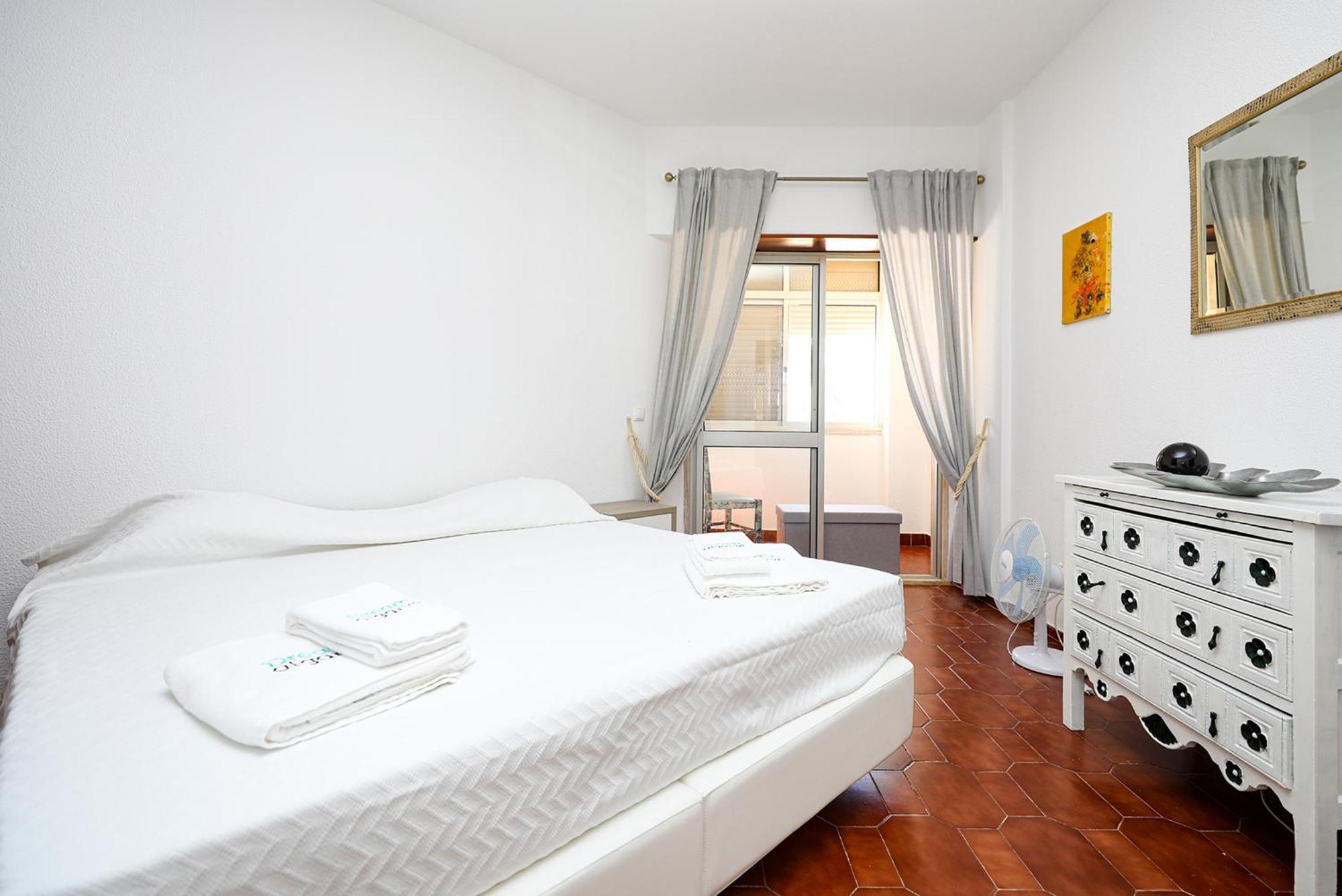 A72 - Colas Place In Lagos Apartment ภายนอก รูปภาพ